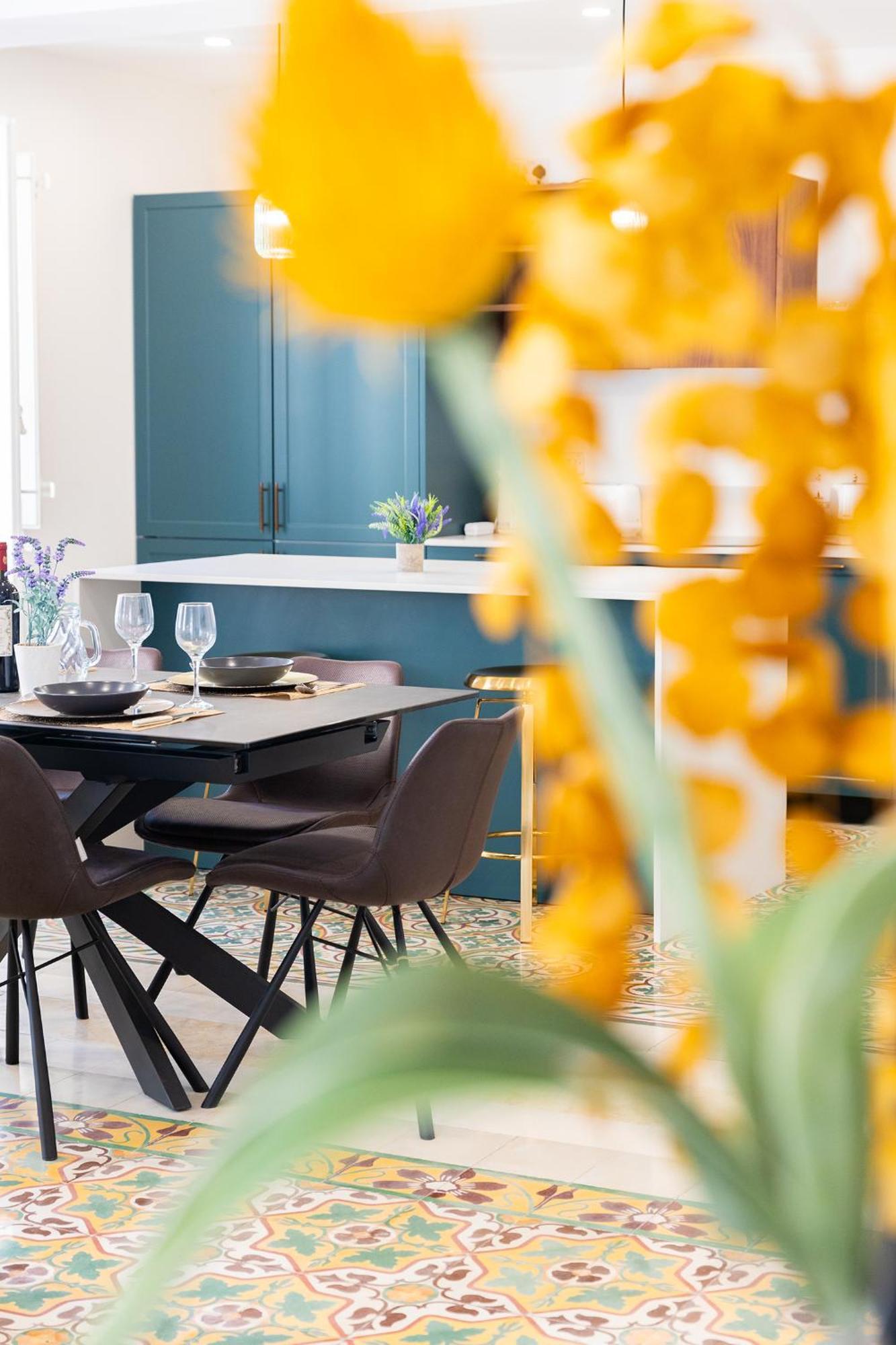 Florette Suite Designer Finish With Stunning Lounge Terrace By Arcobnb Ил-Фурияна Екстериор снимка